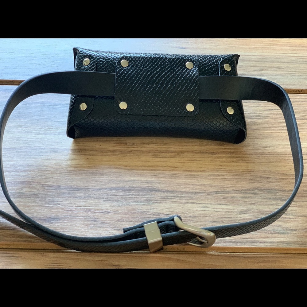 Fanny pack - Picture 5 of 7